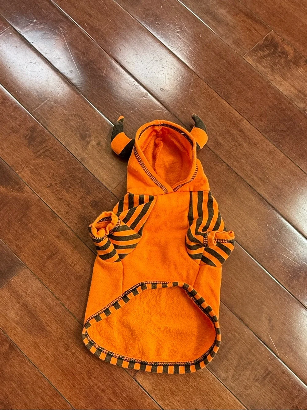 Pup Crew Orange “Mommy’s Little Monster” Halloween Dog Hoodie, size XS